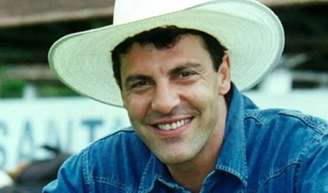 Ex-namorada de Gerson Brenner dá adeus comovente ao ator após morte aos 66 anos: 'Um gigante amoroso, carinhoso e repleto de amor'.