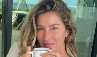 Dieta sem café de Gisele Bündchen tem uma bebida pouco conhecida de sabor forte como aliada para a modelo manter o foco e a disposição.