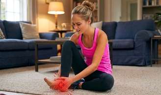 Adeus fascite plantar: 6 exercícios fáceis e simples para fazer em casa toda manhã e aliviar rapidamente a dor nos pés.