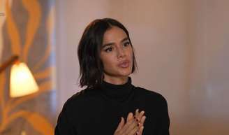 Bruna Marquezine falou ao Fantástico sobre sua participação no filme 'Velhos Bandidos'.