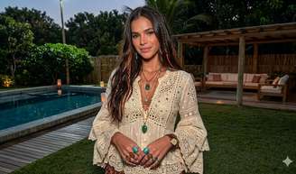 Cinco blusas boho que rejuvenescem qualquer look e, além disso, são as mais bonitas para seu Outono 2026; foto para ilustrar o conteúdo com a atriz Bruna Marquezine.