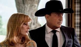 O melhor western que você pode assistir na Netflix parece ser uma mistura de 'Succession' com 'House of Cards' e uma novela; o resultado é uma loucura.