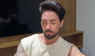 Rico Melquiades se lança candidato pelo PSDB, fala em 'cirurgia plástica para geral' e 'bolsa maconha' e web ironiza: 'Vai fazer bolsa atômica?'.