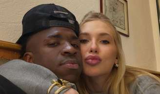 No aniversário de 27 anos de Virgínia, Vini Jr. abre álbum de fotos com a namorada e faz importante pedido: 'Nunca perca...'.