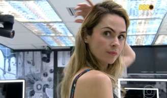 Caso de Ana Paula Renault expõe como alimentação restrita pode impactar diretamente a saúde dos fios.