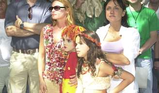 Poucos sabem, mas Shakira, Bruna Marquezine e Isabelle Drummond ficaram amigas durante gravação da Globo: 'Ela é uma...'.