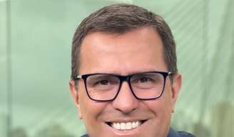 Demitido da Globo de maneira polêmica, Rodrigo Bocardi fica perto de assinar com SBT após mais de um ano longe da TV: 'Formato...'.