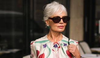 A partir dos 50 anos, existem fragrâncias que rejuvenescem a presença mais do que plástica: 5 perfumes para apostar já no Dia do Perfume.