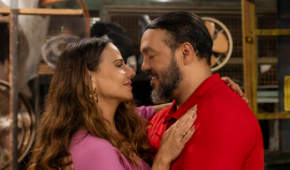 Só os fãs mais atentos perceberam: o erro grotesco da Globo em cena de romance entre personagens de Belo e Viviane Araujo em ‘Três Graças’.