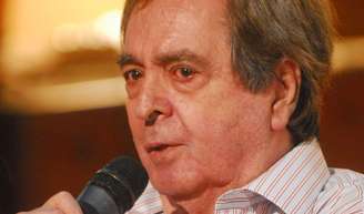 Benedito Ruy Barbosa comentou polêmica sobre novela 'Esperança' no Trofeu Imprensa de 2003.