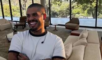 Mansão de Zé Felipe é puro luxo: cantor vende seu imóvel por 27 milhões de reais.