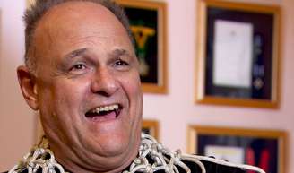 Antes de morrer, Oscar Schmidt revelou cura de câncer no cérebro e revelou momento especial com Papa Francisco: 'Botou a mão na minha cabeça e falou...'.