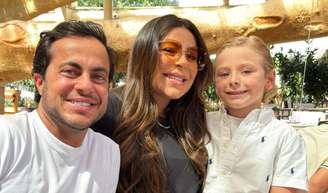 Thammy Miranda mostra o 2º filho pela primeira vez após nascimento e detalhe rouba a cena: 'Parece que já tem 2 meses'.