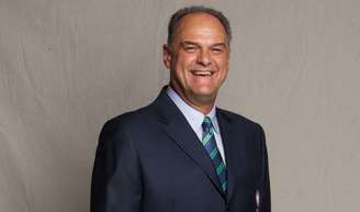 Oscar Schmidt descobriu novo câncer na cabeça e passou por 3ª cirurgia, revela filho: 'Tumor se espalhou'.