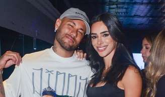 Bruna Biancardi é trocada por Bruna Marquezine como esposa de Neymar em publicação internacional e web provoca: 'O sonho dele'.