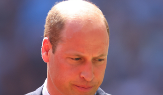 Veja antes que suma: a foto que Príncipe William quer que desapareça da internet antes de virar rei.