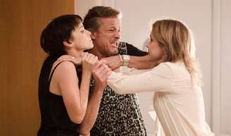 'Avenida Brasil' 2 tem confirmação de Adriana Esteves no elenco, mas não de Marcello Novaes e Debora Falabella.