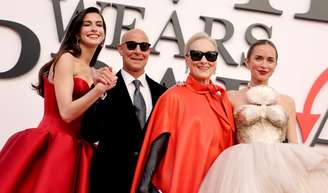 Duas estrelas de 'O Diabo Veste Prada 2' são cunhados na vida real e quase ninguém sabe. Eles estão juntos há 16 anos e carregam uma coincidência.