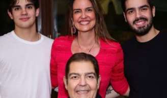 Como está Faustão hoje? Luciana Cardoso atualiza saúde do apresentador, que comemora 76 anos.