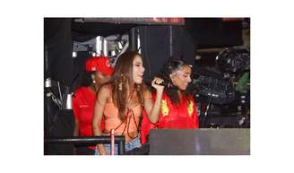 Alice Carvalho e Anitta já posaram juntinhas em outros eventos, como no Carnaval 2025.