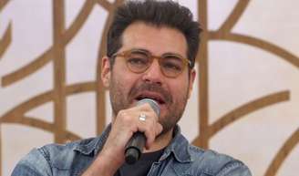 Thiago Lacerda conta para Patrícia Poeta que precisou usar truque para viver o italiano Matteo na novela 'Terra Nostra'.