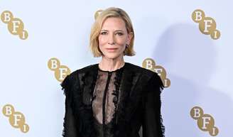 Aos 56 anos, Cate Blanchett tem o Pilates como segredo da longevidade. 'Acho que foi feito sob medida para o corpo de atores'.
