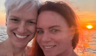 Quem é a namorada de Leilane Neubarth? Jornalista expõe decisão de assumir relações com mulheres: ‘Vivi metade da minha vida como heterossexual’.