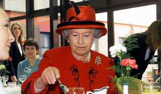 A Rainha Elizabeth amava essa sobremesa de 5 ingredientes: ela leva biscoito, iogurte grego e virou tendência nas redes sociais