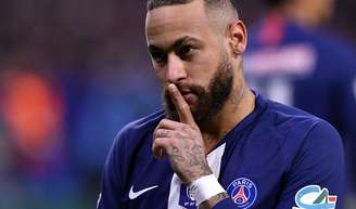 'E você...': vaiado, Neymar rebate provocação de torcedores sobre chance de ficar fora da convocação da Seleção do Brasil para a Copa do Mundo 2026.