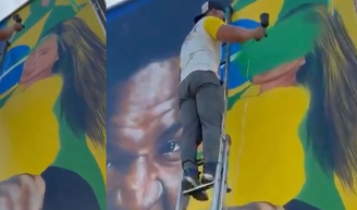 Gente? Virgínia Fonseca é retirada de mural da Copa do Mundo após término com Vini Jr.