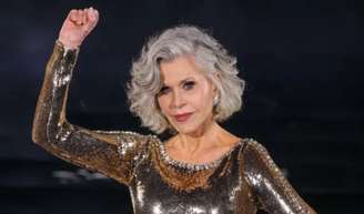 Jane Fonda, aos 88 anos: 'Eu costumava correr, mas agora adoro caminhar. Adoro estar ao ar livre, na floresta'.