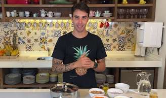Sopa de legumes com frango: com batata e cenoura, essa receita de Daniel Cady, ex-marido de Ivete Sangalo, é ótima para esquentar em dias frios.