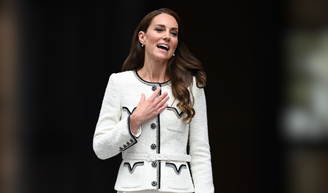 A Zara confirma que a saia branca será a peça mais elegante para a sua temporada de Inverno.