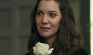 Nathalia Dill é fantasma ou não em 'Quem Ama Cuida'? 2 detalhes curiosos em nova aparição de Francesca dividem a web.