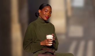 Não esperava nada desse conjunto verde-musgo da Renner, mas acabou se tornando meu look para festas no Inverno.