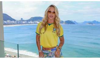 Virgínia Fonseca foi xingada por torcedores do Brasil no Maracanã.