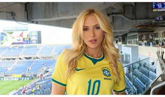 Virgínia Fonseca foi xingada por torcedores do Brasil no Maracanã.