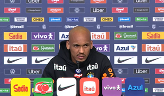Fabinho em entrevista coletiva