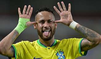 Neymar vai jogar contra o Marrocos? Em recuperação, camisa 10 da Seleção estará em campo pelo Brasil, mas no banco de reservas.