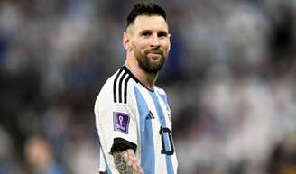Luxo extremo, privacidade total e garagem para 15 carros: assim é 'La Fortaleza', a mansão que Messi está preparando para sua aposentadoria.
