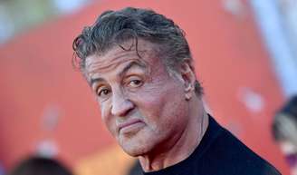 Sylvester Stallone, 79 anos: 'No café da manhã, como 3 claras de ovo, meia gema, aveia em flocos e pão de centeio torrado'.