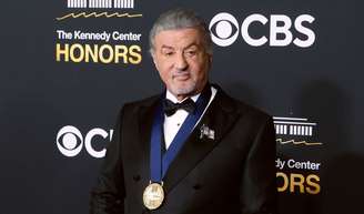 'Eu o odiava'. Há 41 anos, Sylvester Stallone sentia muita inveja desse astro de filmes de ação, antes de fazer seis filmes com ele.