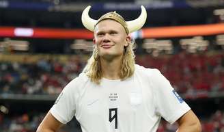 Haaland, artilheiro da Noruega na Copa 2026, tem hábito incomum ao dormir: 'Cobrir a boca com um cinto. Eu durmo assim'.
