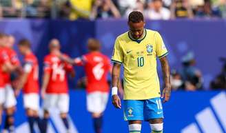 Neymar chorou muito após o Brasil ser eliminado pela Noruega neste domingo, 5 de julho de 2026.