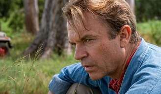 'Era uma porcaria': poucos lembram, mas Steven Spielberg foi o culpado por um detalhe em 'Jurassic Park' que rendeu duras críticas a Sam Neill.