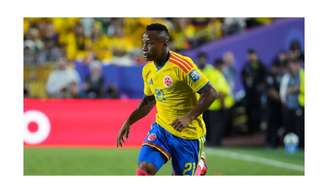 Perder um gol na Copa do Mundo é um erro grave: tanto que um jogador colombiano decidiu não voltar para o seu país e ninguém sabe onde ele está.