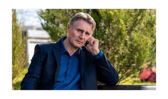 Liam Neeson, aos 74 anos: ‘É engraçado, mas chega um ponto na vida em que você pensa que já fez todos os amigos que ia fazer’.
