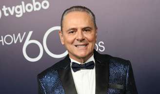 Aos 65 anos, Luis Roberto finaliza tratamento de câncer de cabeça e pescoço; Bonner, Ana Paula Araújo e mais famosos apoiam narrador.