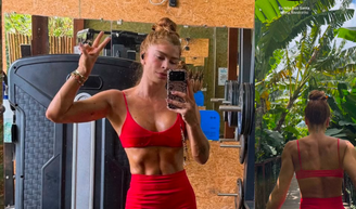 Deusa! Aos 44 anos, Grazi Massafera impressiona ao exibir abdômen trincado, costas definidas e beleza natural em nova sequência de fotos.
