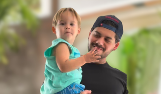 'O que vai dar para as meninas? Pau': Com apenas 1 ano e 10 meses, José Leonardo, filho de Virgínia e Zé Felipe aprende resposta imprópria no aniversário de Leonardo e web critica.